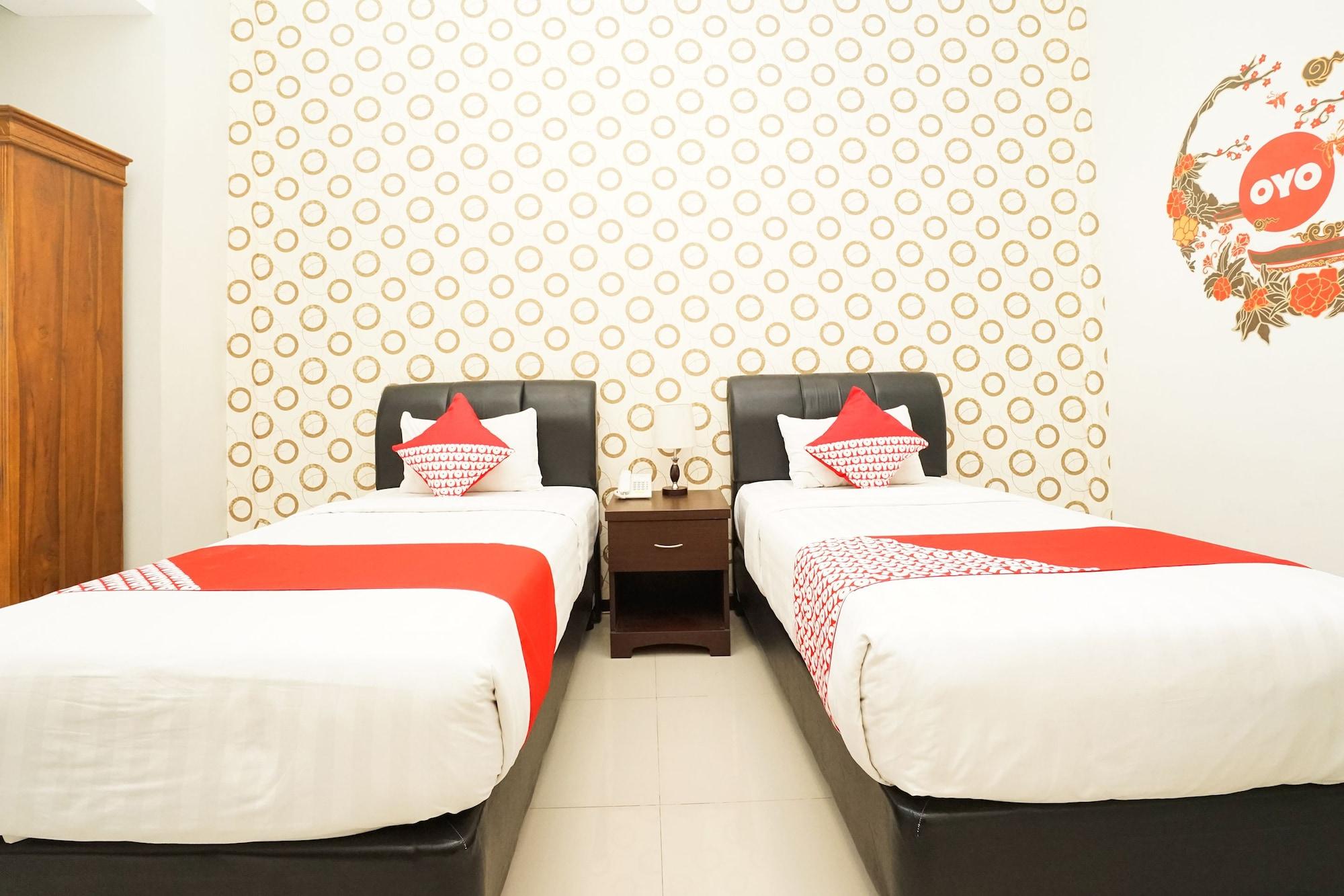 Oyo 282 Putri Utari Residence Malang Eksteriør billede